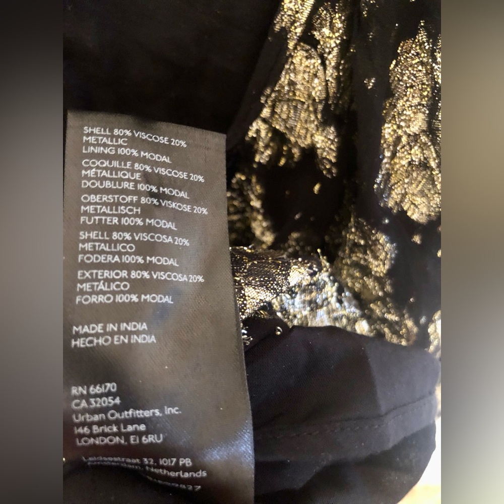 NWT Free People Dazzle Oversized Romper Gold Black Velvet Sparkle Size Large - Picture 12 of 13